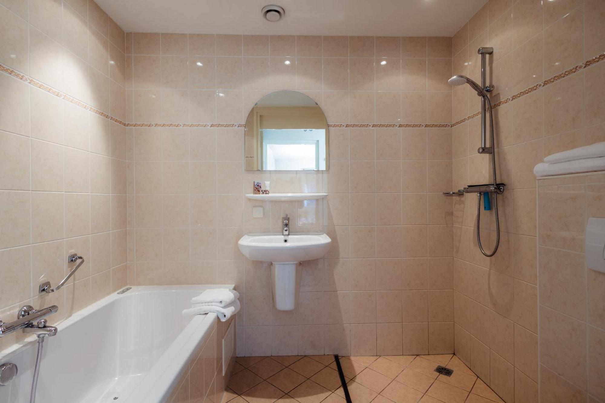 Appartementen Hotel Meyer Bergen aan Zee Εξωτερικό φωτογραφία